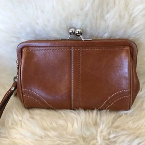 Coach kiss lock wristlet coin purse wallet